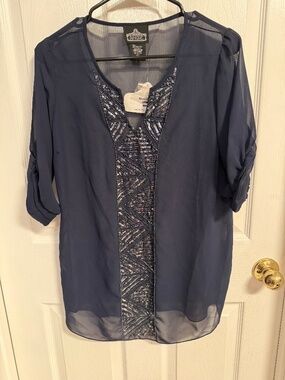 Navy Blue Top Sz L